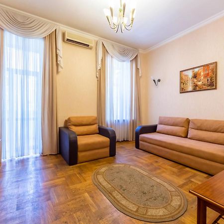 Apartments In The Center On Shota Rustaveli Kiew Exterior foto